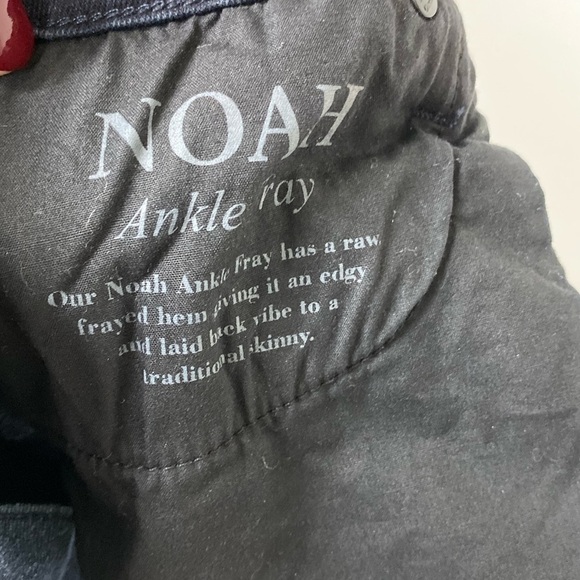 𝅺BLACK ORCHID Noah Ankle Fray Dark Wash Distressed 26 - Picture 8 of 8